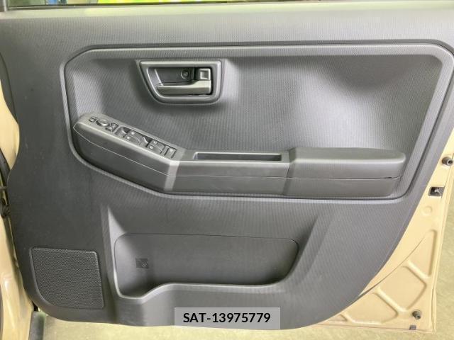 Daihatsu TAFT 2023-09 8753108-7