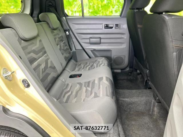 Daihatsu TAFT 2021-10 8754458-4