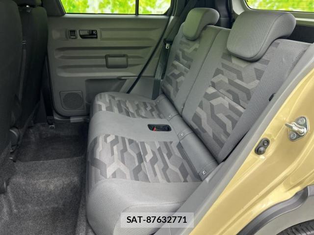 Daihatsu TAFT 2021-10 8754458-6