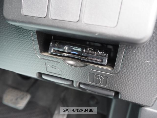 Toyota TANK 2018-03 8754066-14