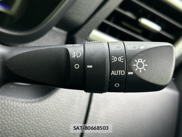Toyota TANK 2017-06 8754457-16
