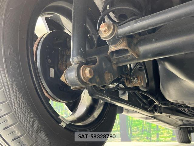 Daihatsu TANTO 2022-05 8752708-19