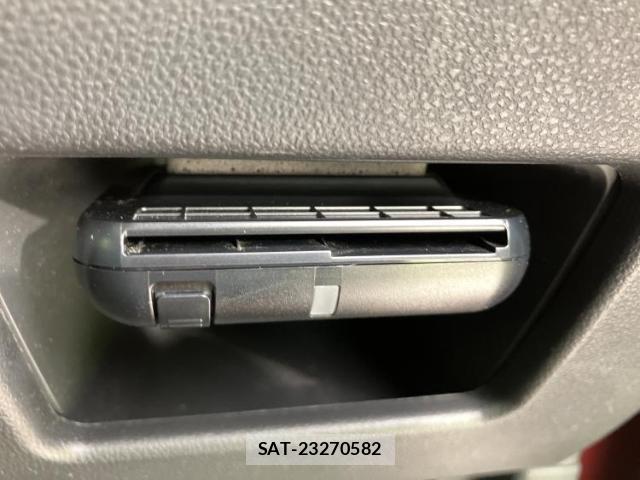 Daihatsu TANTO 2018-11 8752783-15