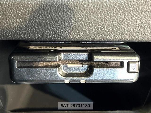 Daihatsu TANTO 2018-03 8752791-6