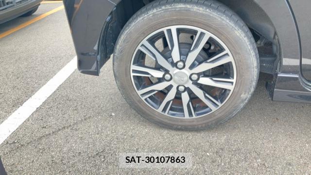 Daihatsu TANTO 2016-05 8753012-3