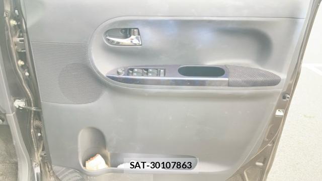 Daihatsu TANTO 2016-05 8753012-8