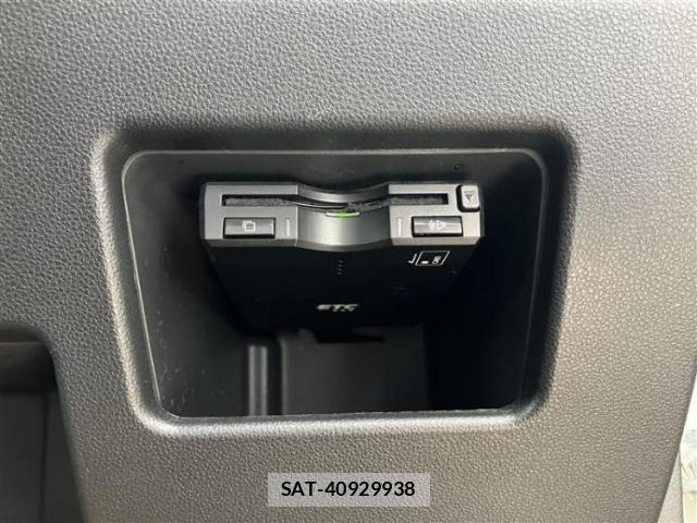 Daihatsu TANTO 2017-10 8754048-12
