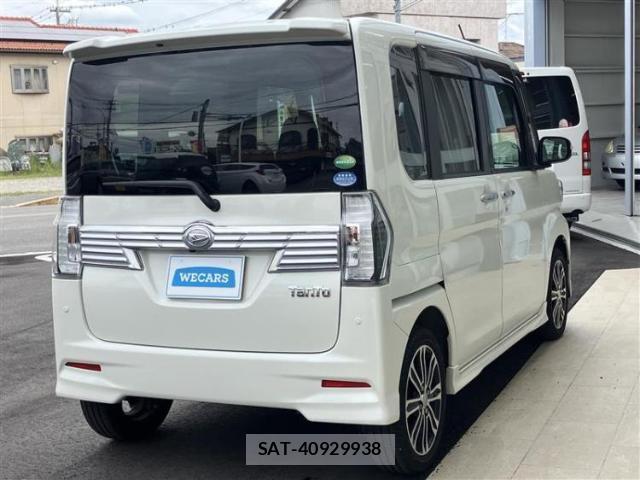 Daihatsu TANTO 2017-10 8754048-2