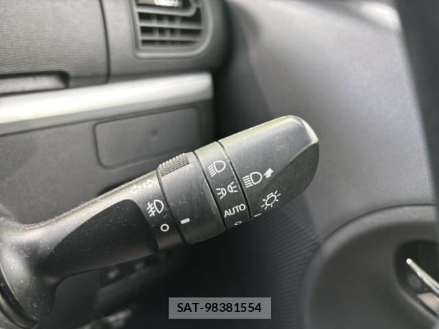 Daihatsu TANTO 2018-04 8754374-14