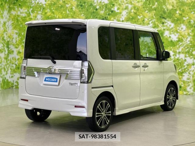 Daihatsu TANTO 2018-04 8754374-2