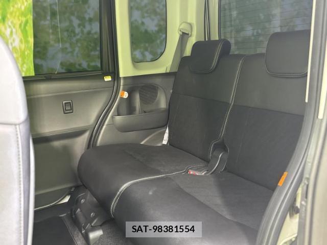 Daihatsu TANTO 2018-04 8754374-6