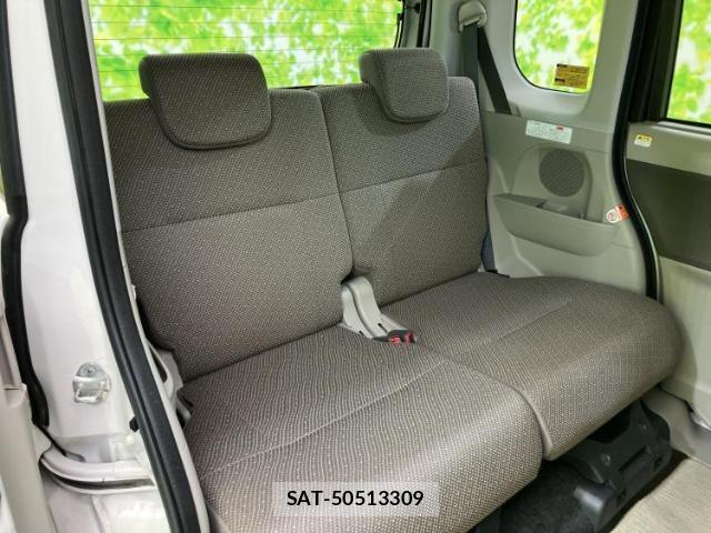 Daihatsu TANTO 2018-01 8754443-5