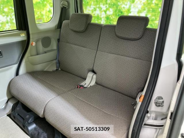Daihatsu TANTO 2018-01 8754443-7