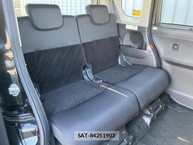 Daihatsu TANTO 2017-04 8754488-4