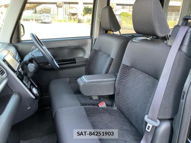 Daihatsu TANTO 2017-04 8754488-5