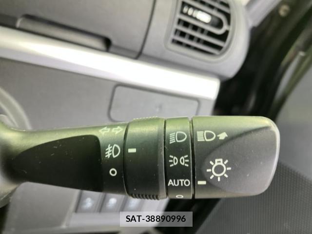 Daihatsu TANTO 2016-11 8754489-14