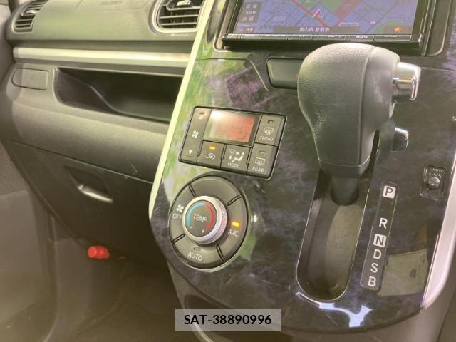 Daihatsu TANTO 2016-11 8754489-16