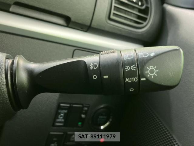 Daihatsu TANTO 2017-09 8754698-14
