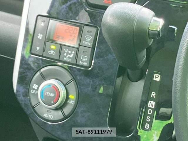 Daihatsu TANTO 2017-09 8754698-16