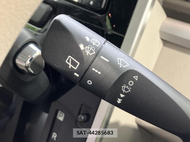 Daihatsu TANTO 2018-04 8754705-16