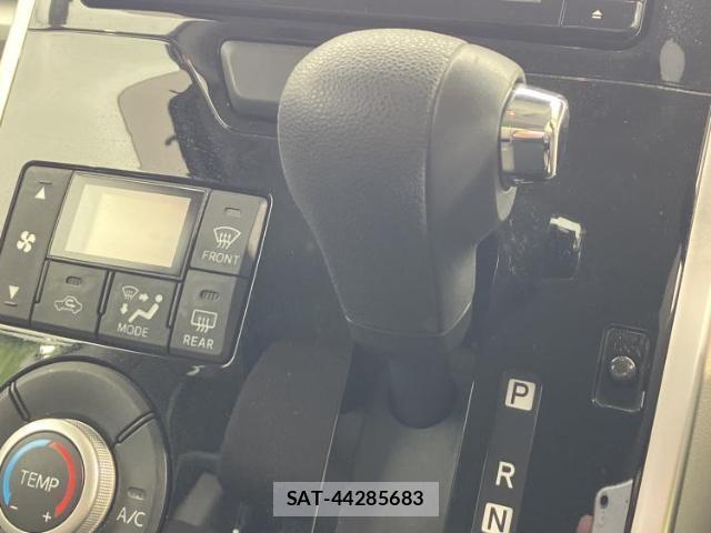 Daihatsu TANTO 2018-04 8754705-17