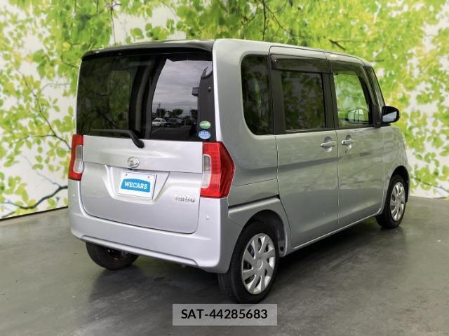 Daihatsu TANTO 2018-04 8754705-2