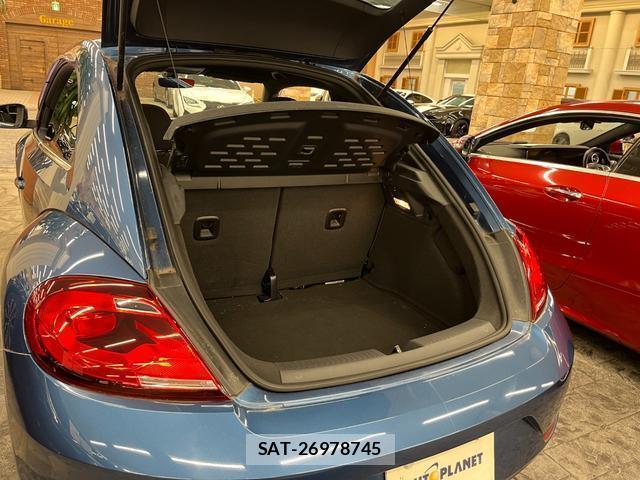 VolksWagen THE BEETLE 2018-07 8752840-5