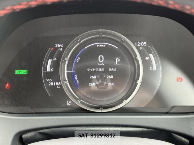 Lexus UX 2019-06 8754575-13