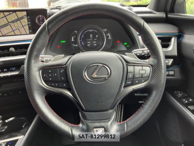 Lexus UX 2019-06 8754575-14