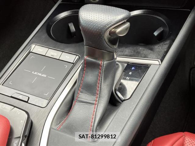 Lexus UX 2019-06 8754575-17