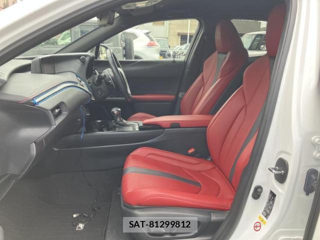 Lexus UX 2019-06 8754575-5