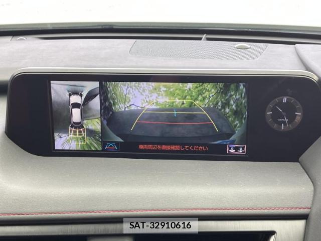 Lexus UX 2019-06 8754703-13