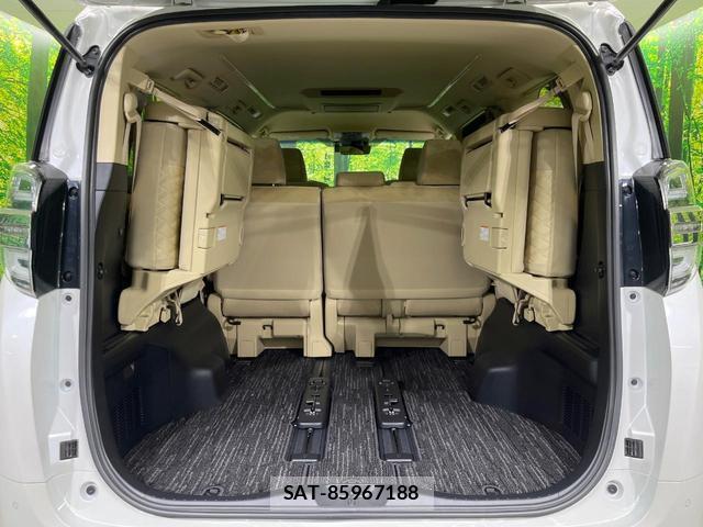 Toyota VELLFIRE 2018-07 8752232-10