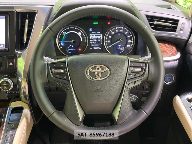Toyota VELLFIRE 2018-07 8752232-11