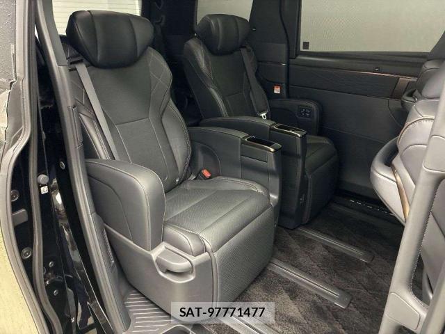 Toyota VELLFIRE 2023-07 8753870-9
