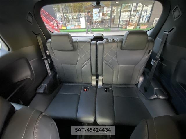 Toyota VELLFIRE 2024-09 8752847-17