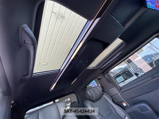 Toyota VELLFIRE 2024-09 8752847-18