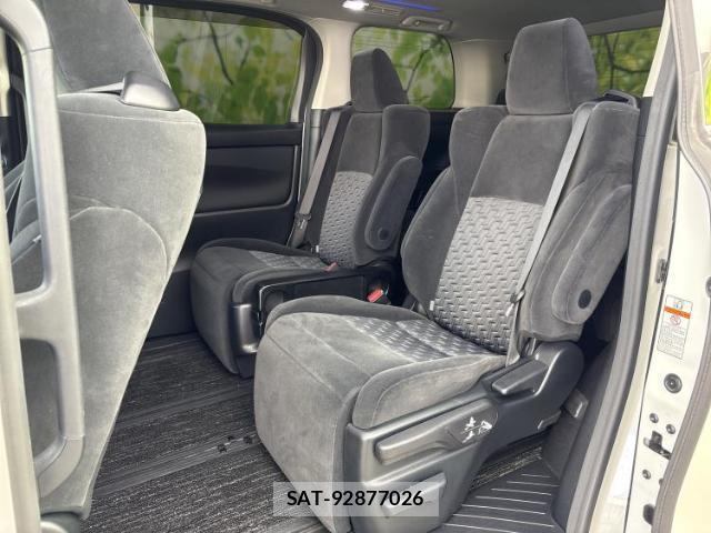 Toyota VELLFIRE 2017-03 8754343-7