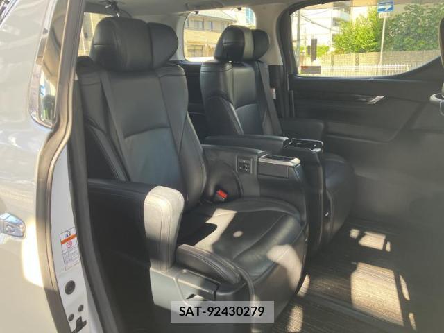 Toyota VELLFIRE 2019-05 8754569-4