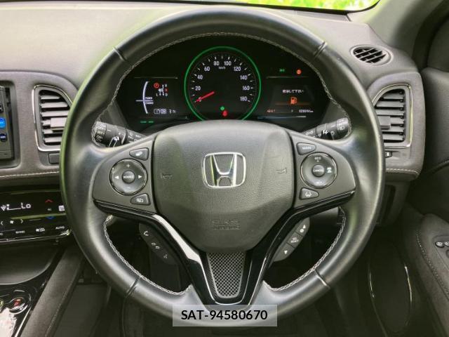 Honda VEZEL 2017-03 8753271-15