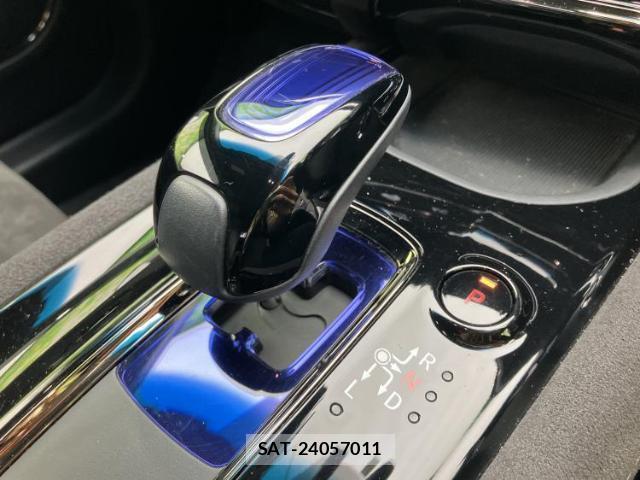 Honda VEZEL 2017-12 8754057-17