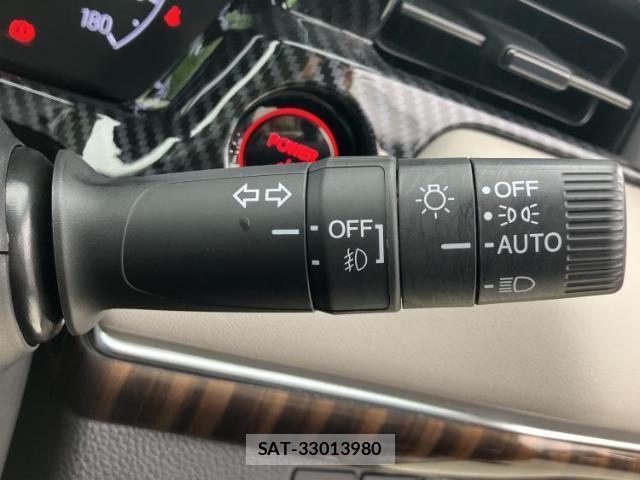 Honda VEZEL 2023-09 8754423-15
