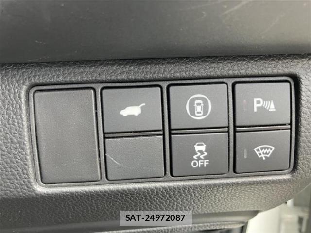 Honda VEZEL 2023-06 8754666-11