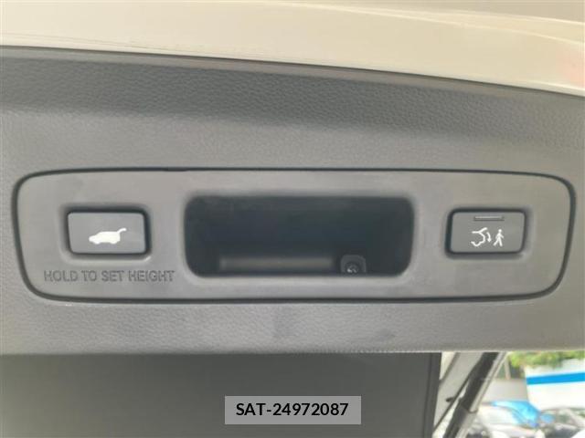 Honda VEZEL 2023-06 8754666-12