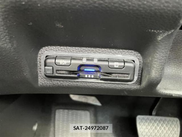 Honda VEZEL 2023-06 8754666-13