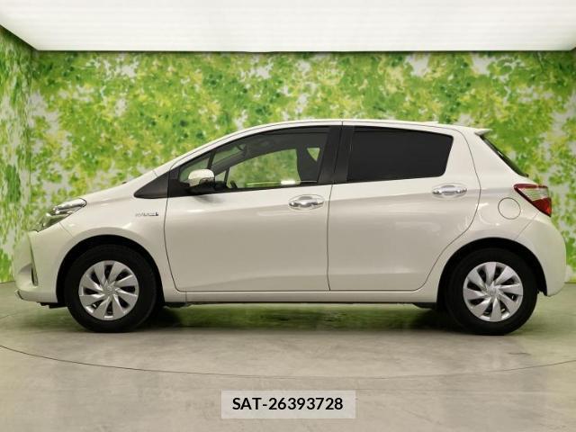 Toyota VITZ 2017-12 8752378-1