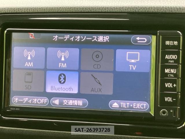 Toyota VITZ 2017-12 8752378-10