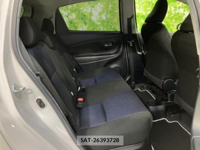 Toyota VITZ 2017-12 8752378-4