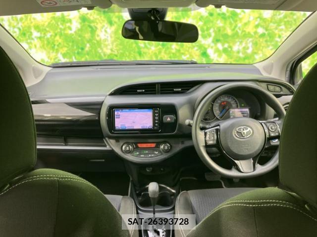 Toyota VITZ 2017-12 8752378-5
