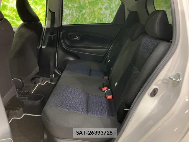 Toyota VITZ 2017-12 8752378-7
